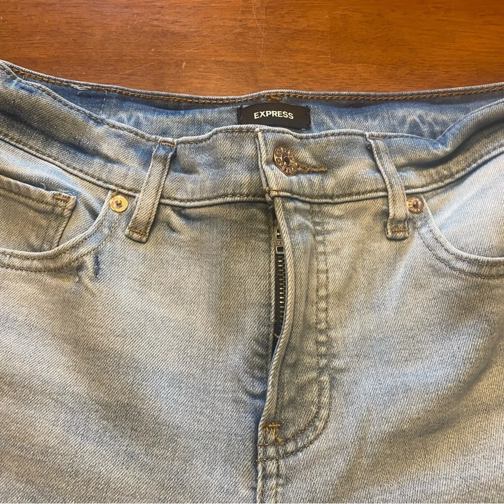 Express Wide Leg 70’s Flare Jeans 8 Short